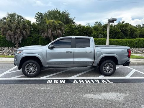 Used 2024 Chevrolet Colorado LT w/ LT Convenience Package RWD image 2