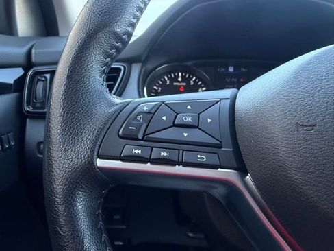 Certified 2022 Nissan Rogue Sport SL w/ Premium Package AWD/4WD image 17