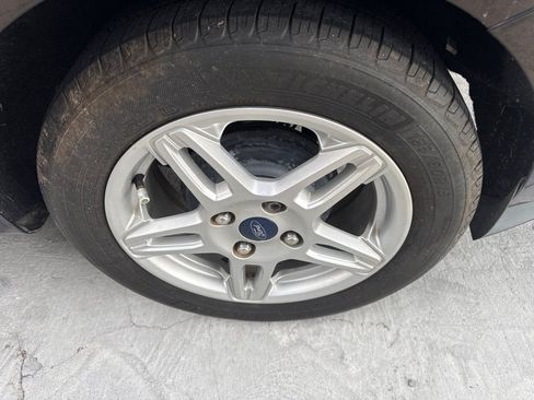 Used 2018 Ford Fiesta SE FWD image 9