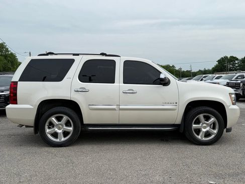 Used 2008 Chevrolet Tahoe LTZ w/ LTZ Preferred Equipment Group AWD/4WD image 9