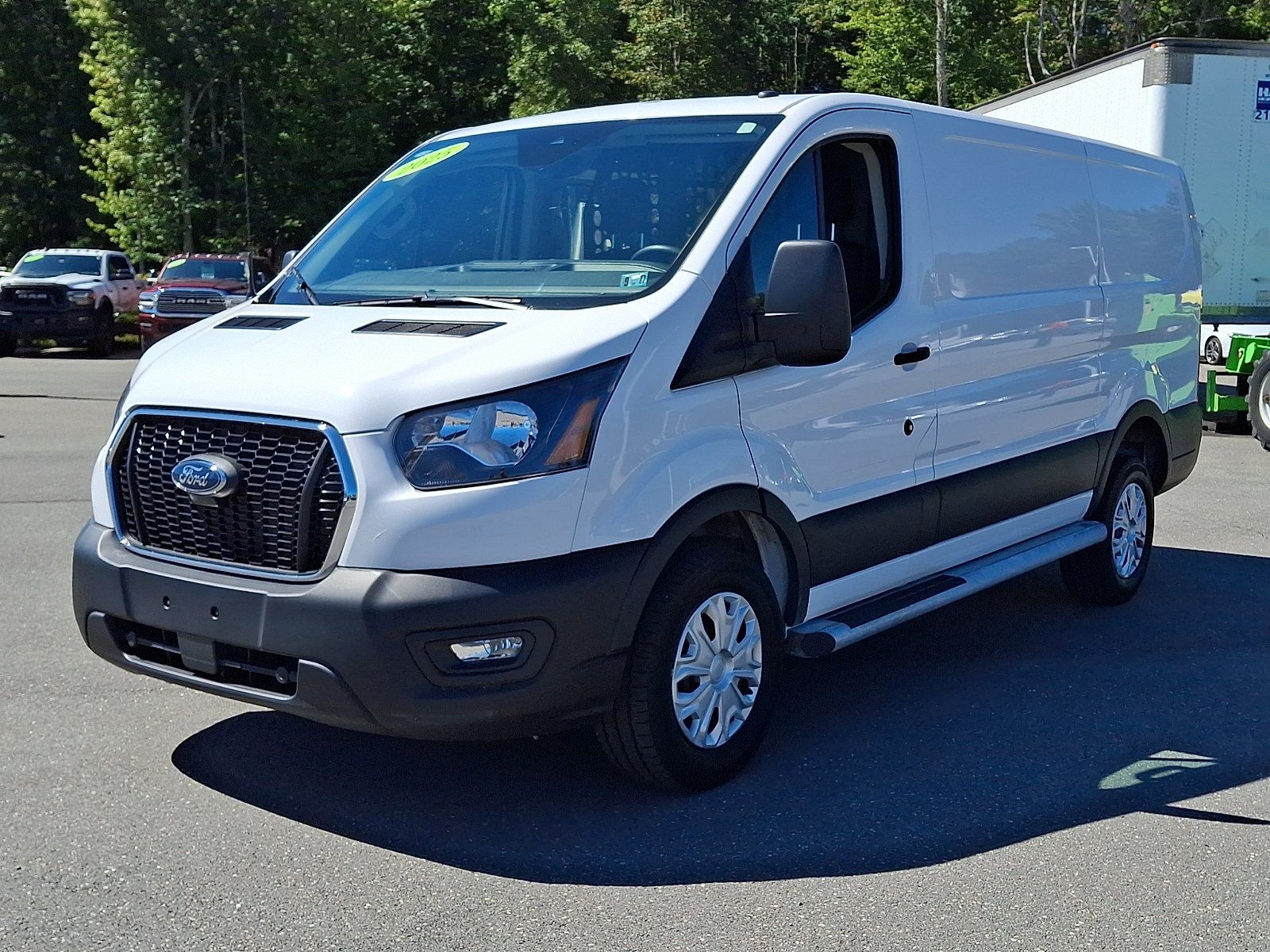 Used 2025 Ford Transit 250 Low Roof w/ Exterior Upgrade Package RWD image 3