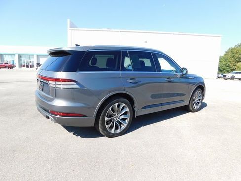 Used 2023 Lincoln Aviator Grand Touring w/ Elements Package Plus image 3