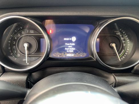 Used 2022 Jeep Wrangler Unlimited Rubicon 4xe AWD/4WD image 60