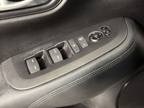 Certified 2024 Honda HR-V LX image 20