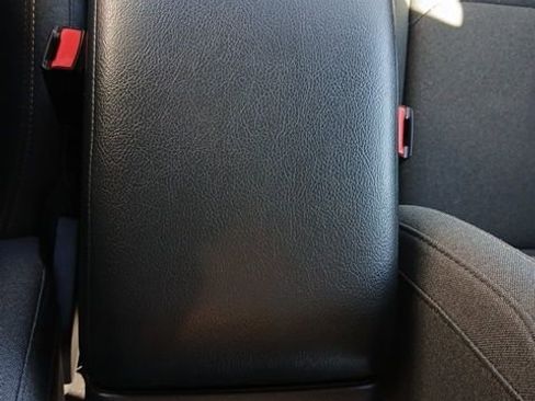 Used 2024 Jeep Wrangler Sport S image 48