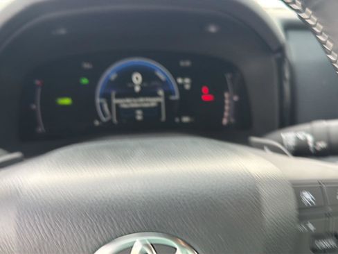 New 2026 Toyota Camry SE FWD image 22