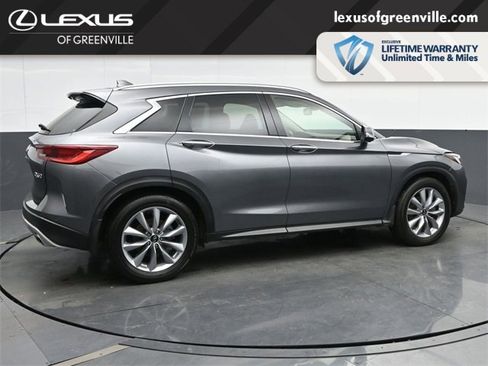 Used 2022 INFINITI QX50 Essential image 8