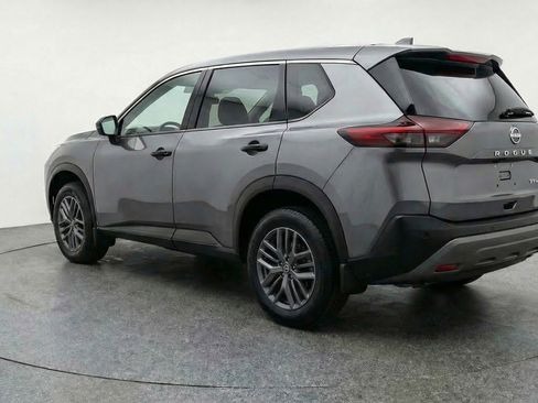 Used 2023 Nissan Rogue S FWD image 6