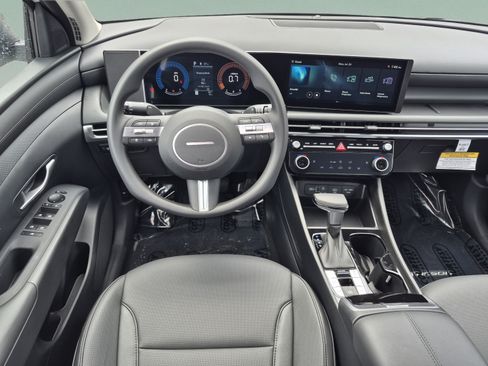 New 2026 Hyundai Tucson SEL Plus FWD image 12