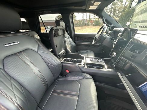 Used 2024 Ford Expedition Max Platinum image 30