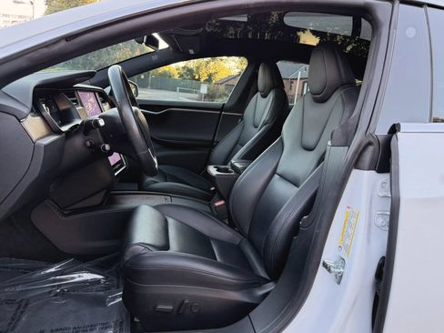 Used 2020 Tesla Model S Long Range Plus AWD/4WD image 17