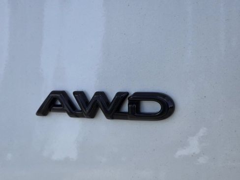 Used 2024 Toyota Grand Highlander AWD image 21