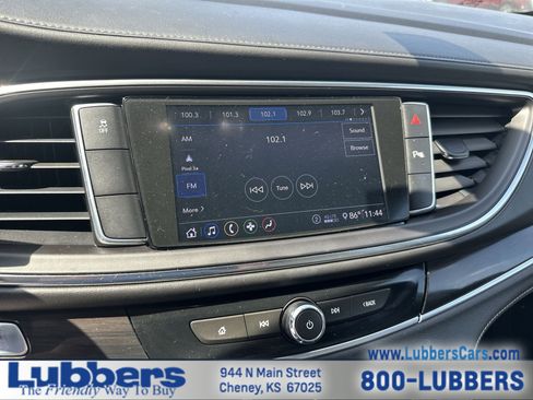 Used 2020 Buick Enclave Essence FWD image 16