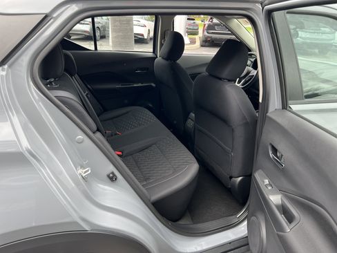 Used 2023 Nissan Kicks SV FWD image 19