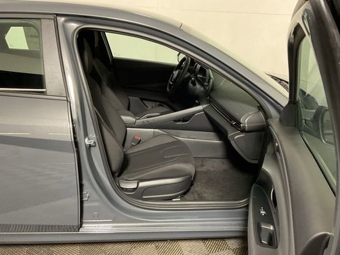 New 2026 Hyundai Elantra Sport image 34