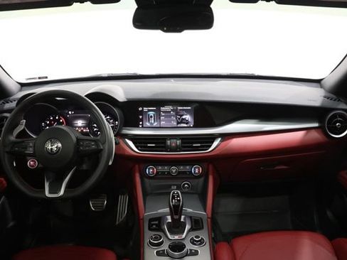 Used 2020 Alfa Romeo Stelvio Ti Sport w/ Quick Order Package 22S Sport AWD/4WD image 13
