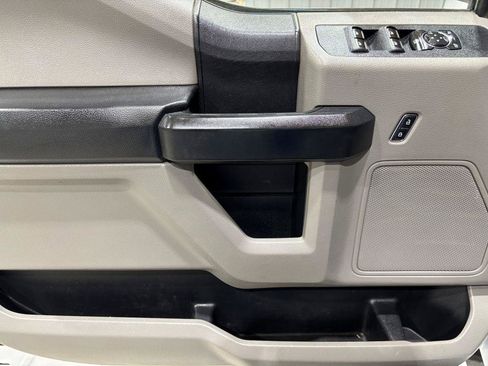 Used 2019 Ford F250 XL w/ Power Equipment Group image 16