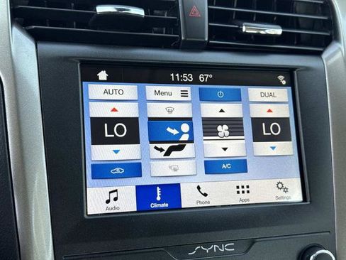 Certified 2019 Ford Fusion SE image 14