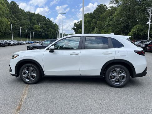 New 2026 Honda HR-V LX image 2