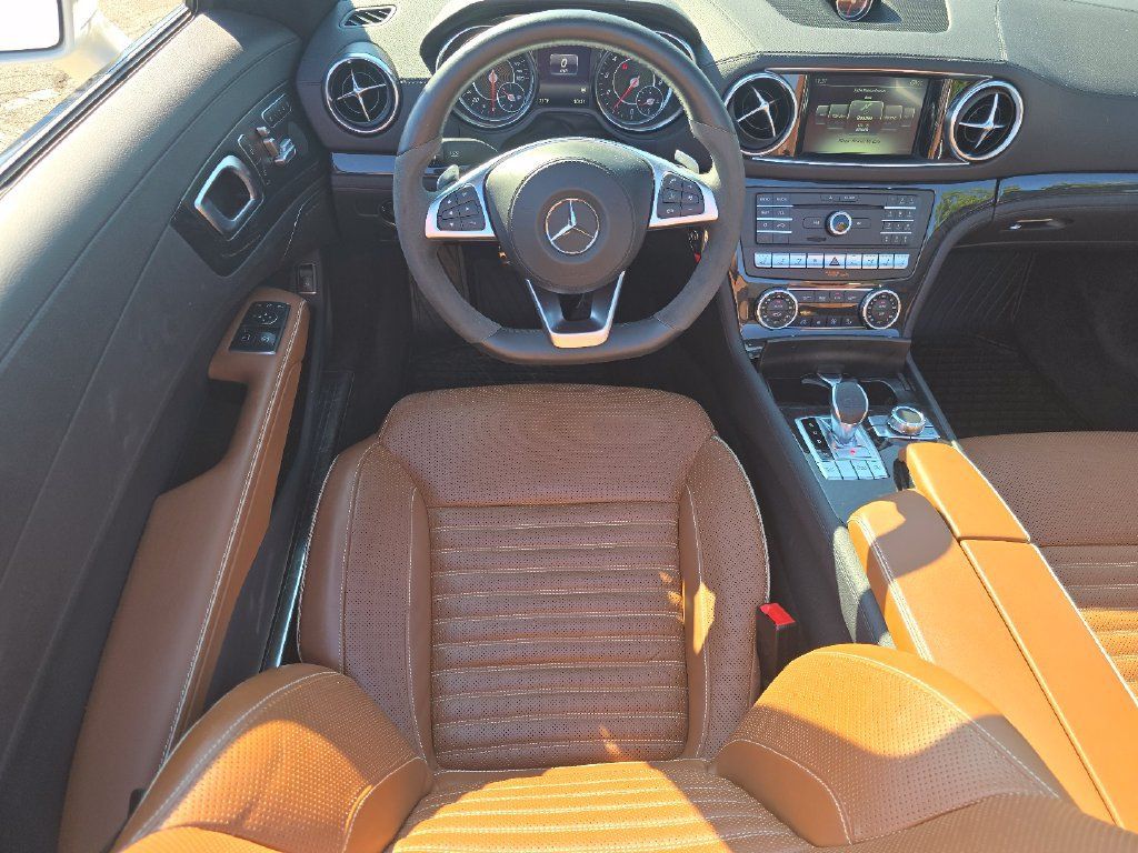 Certified 2020 Mercedes-Benz SL 550 image 23