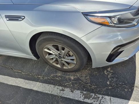 Used 2019 Kia Optima LX image 5