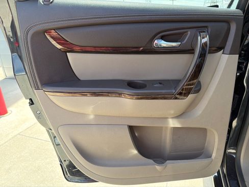 Used 2013 GMC Acadia Denali AWD/4WD image 21