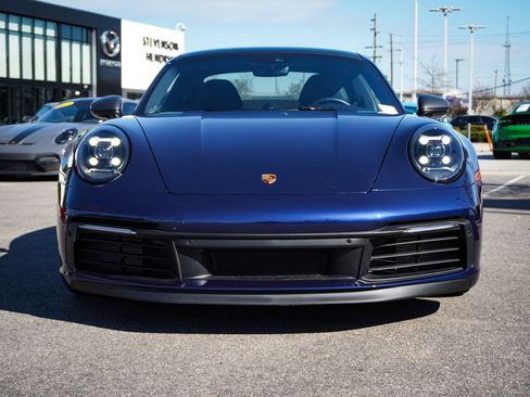 Used 2024 Porsche 911 Carrera T image 3