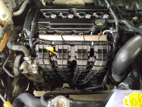 Used 2020 Dodge Journey SE FWD image 30