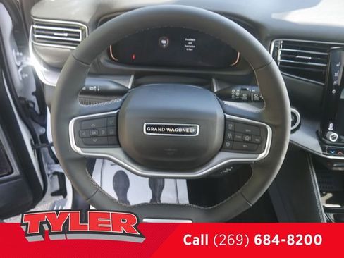 New 2026 Jeep Grand Wagoneer Limited AWD/4WD image 30
