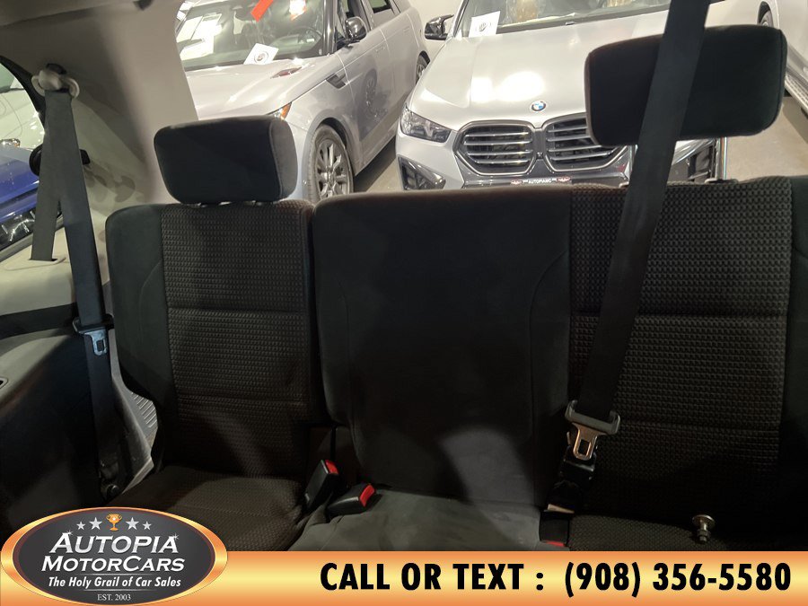 Used 2013 Nissan Armada SV AWD/4WD image 16