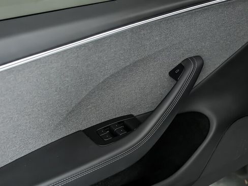 Used 2024 Tesla Model 3 Long Range RWD image 13