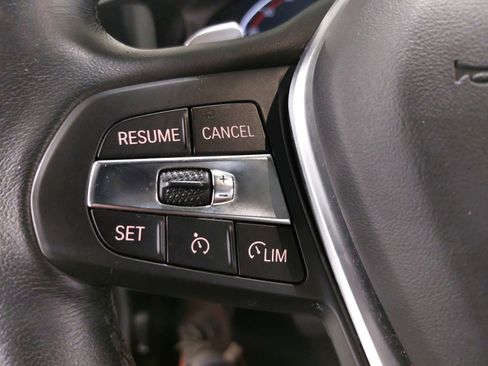 Used 2022 BMW 330i xDrive Sedan w/ Driving Assistance Package image 18