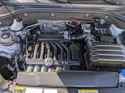 Used 2021 Volkswagen Atlas Cross Sport SEL w/ Luggage Net & Mats Package FWD image 22