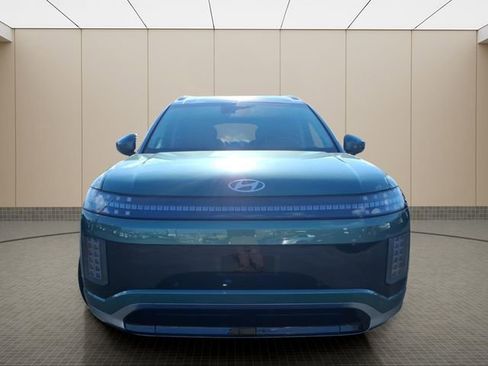 New 2026 Hyundai Ioniq 9 Calligraphy image 4