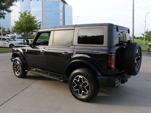 Used 2023 Ford Bronco Outer Banks AWD/4WD image 5