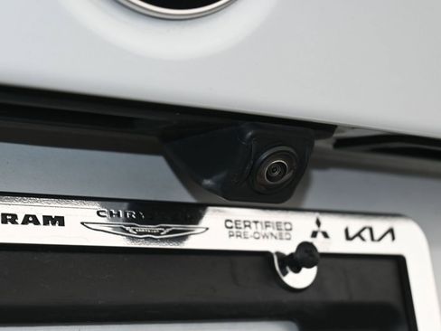 Used 2025 BMW 330i xDrive Sedan image 40