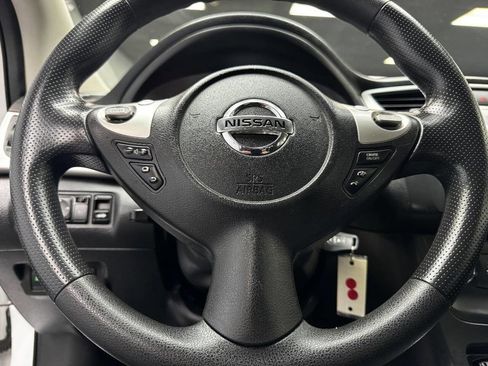 Used 2018 Nissan Sentra S image 23