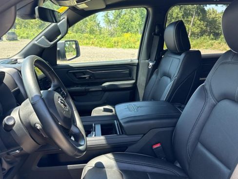 Used 2023 RAM 1500 Limited w/ Trailer Tow Group AWD/4WD image 5