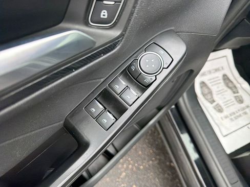 Used 2025 Ford Escape ST-Line image 11