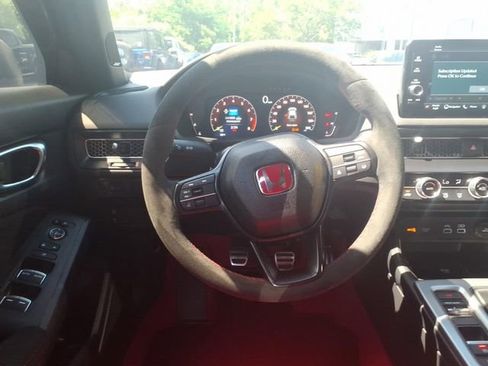 Used 2025 Honda Civic Type R image 20