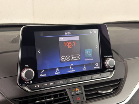 New 2025 Nissan Altima 2.5 SR image 20