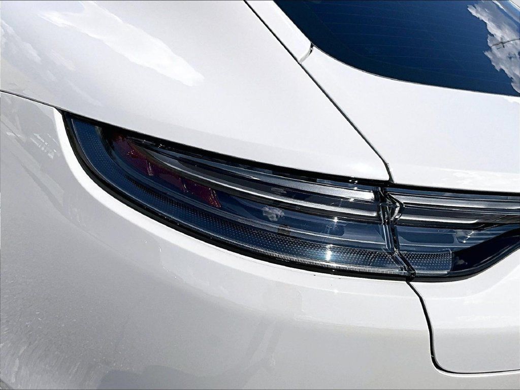 Certified 2023 Porsche Panamera 4 Platinum Edition AWD/4WD image 21