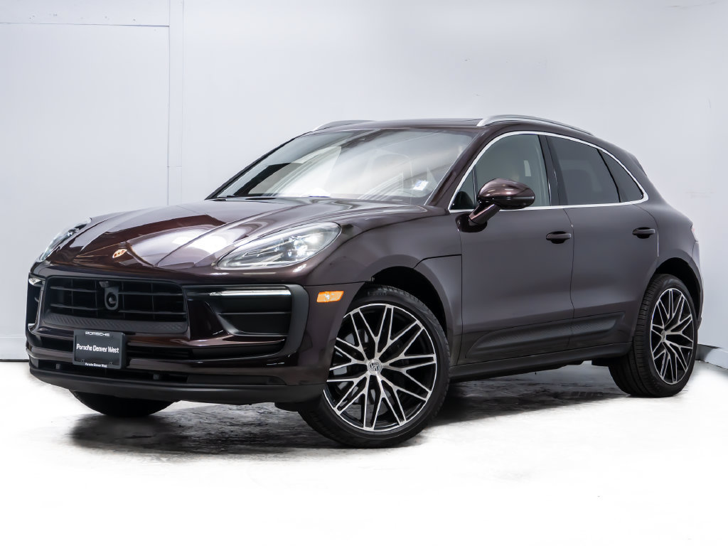 Used 2026 Porsche Macan AWD/4WD image 1