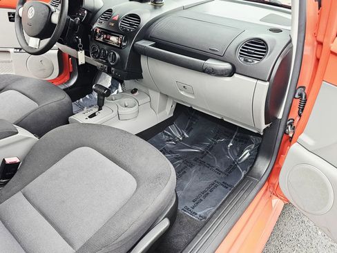 Used 2005 Volkswagen Beetle GLS image 10