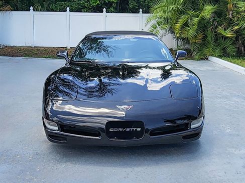 Used 2003 Chevrolet Corvette Convertible w/ Preferred Equipment Group1 RWD image 11