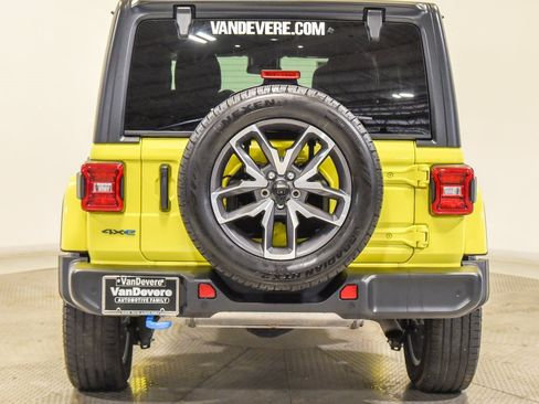 Used 2024 Jeep Wrangler Unlimited w/ Convenience Group image 10