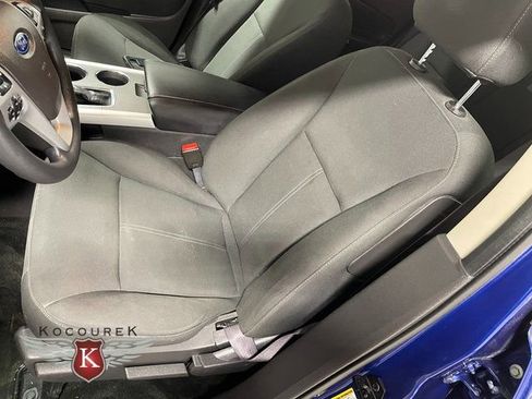 Used 2013 Ford Edge SE image 13