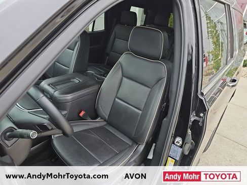 Used 2024 GMC Yukon SLT image 9