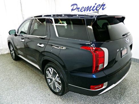 Used 2022 Hyundai Palisade SEL w/ Convenience Package image 4