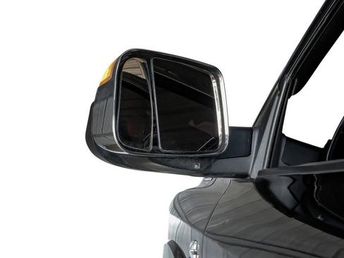 Used 2022 RAM 3500 Laramie image 40